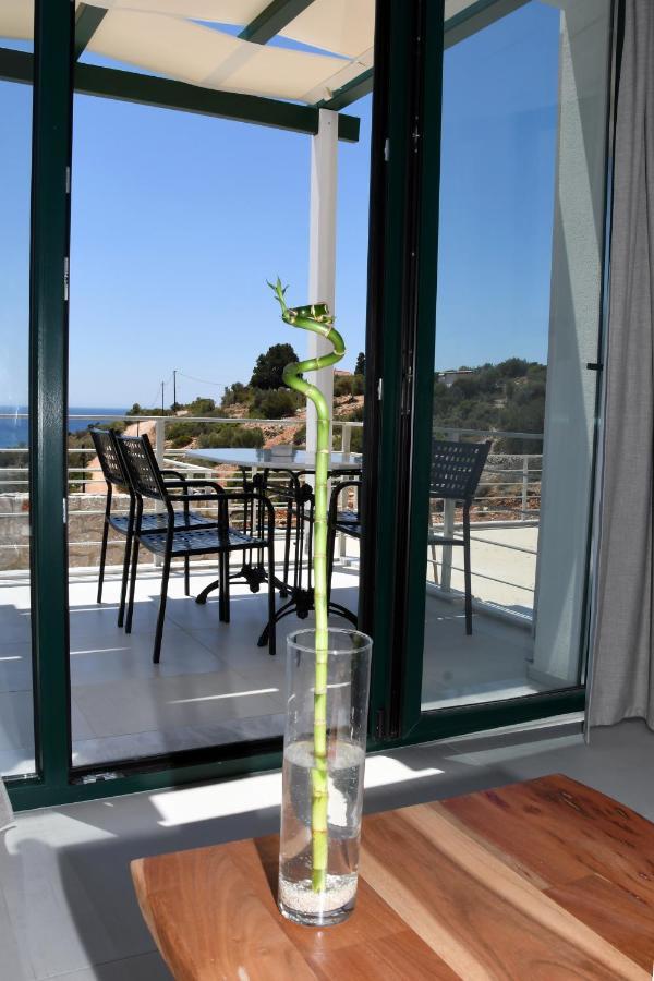Karinta Bay Apartments エクステリア 写真