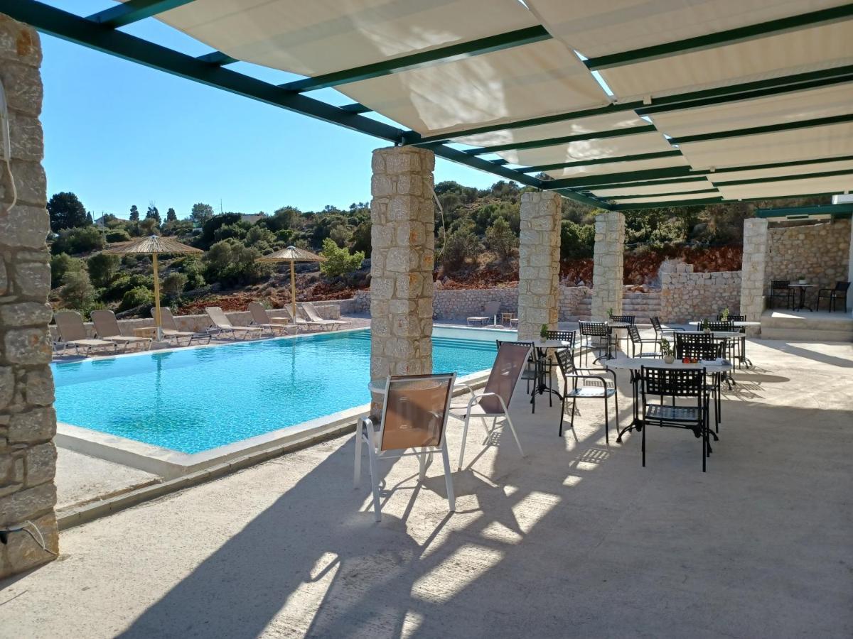 Karinta Bay Apartments エクステリア 写真