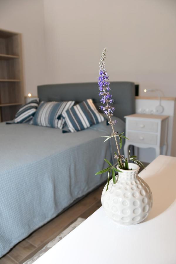 Karinta Bay Apartments エクステリア 写真