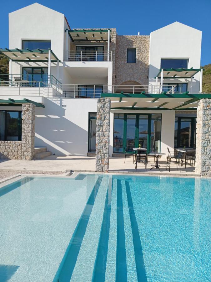 Karinta Bay Apartments エクステリア 写真